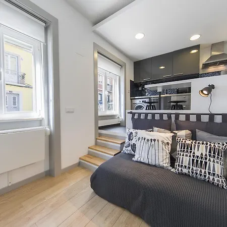 Lovelystay Saudade Studio Lisbon's Narrowest Building Apartman
