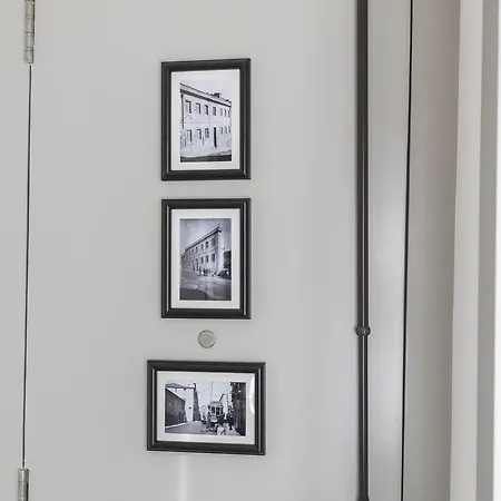 Lovelystay Saudade Studio Lisbon's Narrowest Building Daire Lisboa