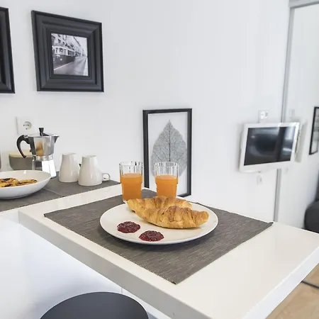 Lovelystay Saudade Studio Lisbon's Narrowest Building * Lisbon